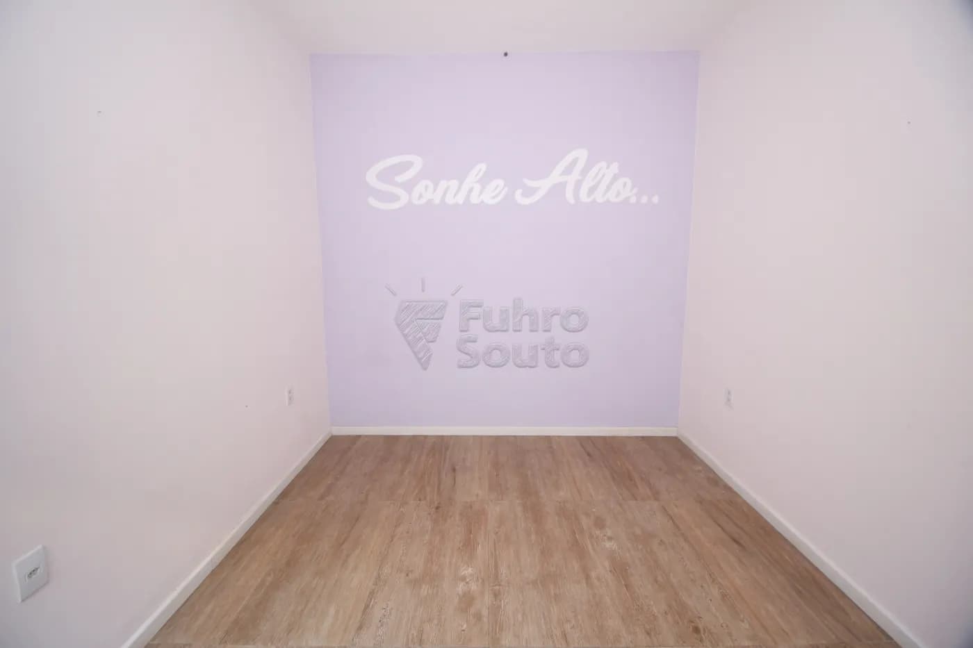 019llo-pelotas-comercial-casa-centro-20-02-2025_01-40-37-37.webp