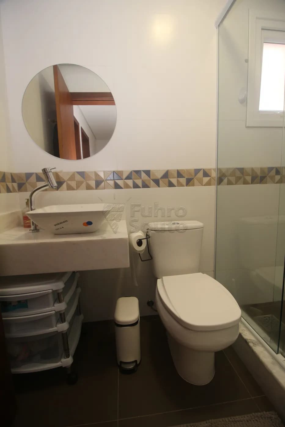 01xmqg-pelotas-casa-condominio-laranjal-14-06-2025_01-08-26-31.webp