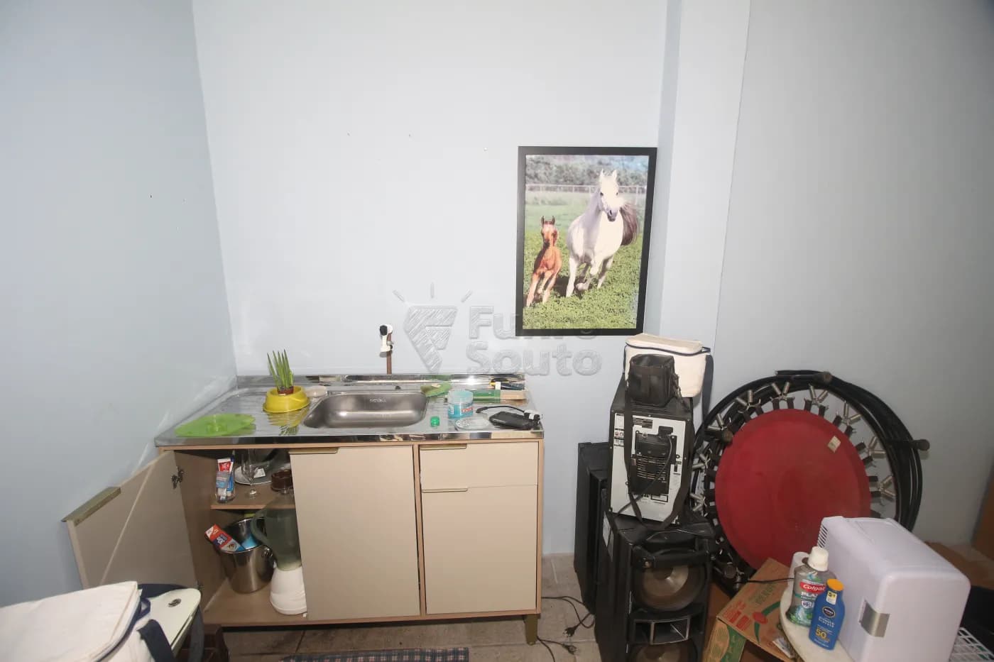 04phrr-pelotas-comercial-sala-em-condominio-laranjal-24-04-2025_01-37-47-18.webp