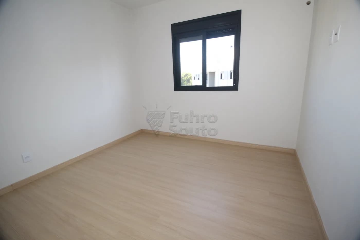 06rcj8-pelotas-apartamento-padrao-centro-31-07-2024_21-22-52-17.webp