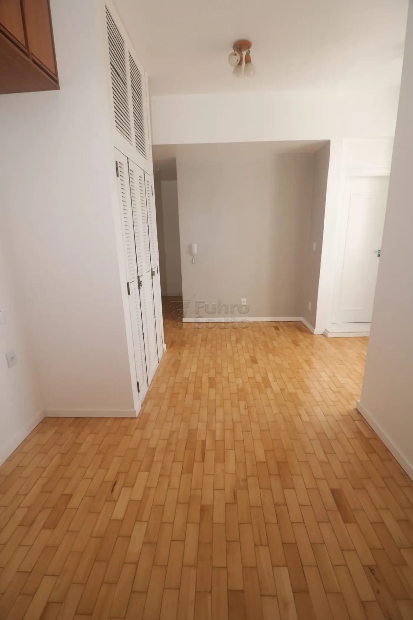 08kuhl-pelotas-apartamento-padrao-centro-19-04-2026_15-58-08-69e525c037943.webp