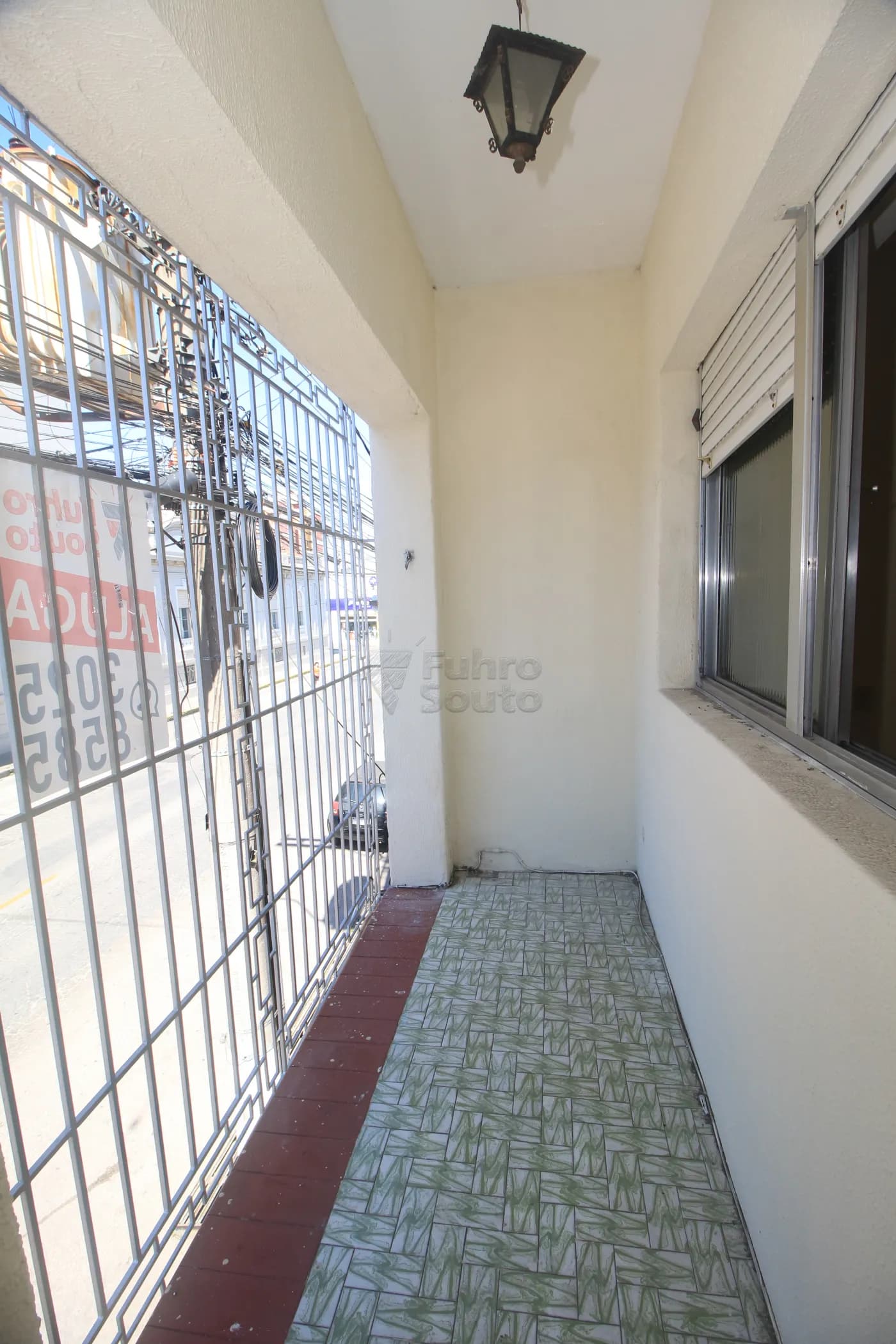 0aa21b-pelotas-casa-padrao-centro-04-11-2025_01-04-08-45.webp
