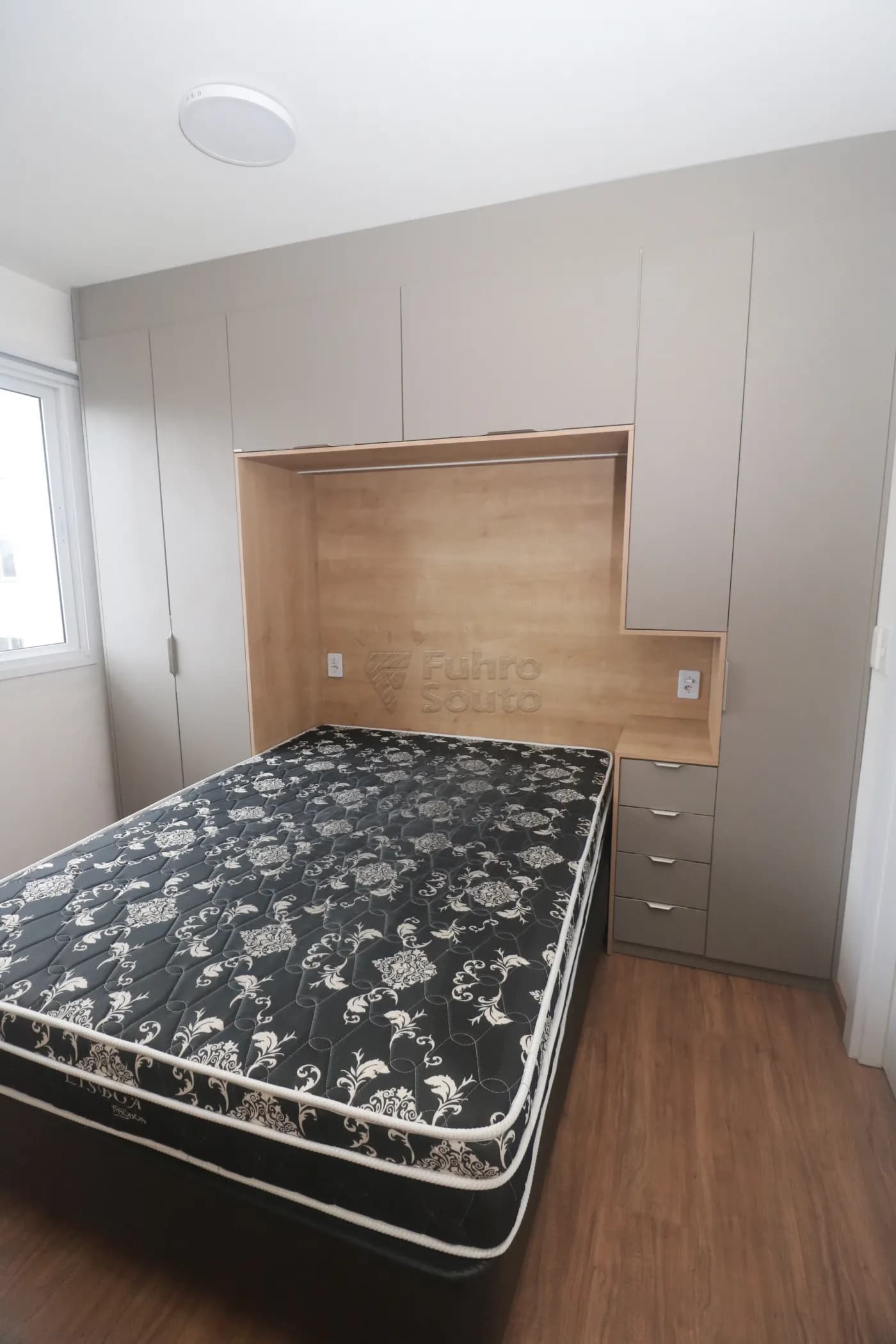 0do9a-pelotas-apartamento-loft--studio-centro-09-12-2025_21-35-41-6938c05d6e40a.webp