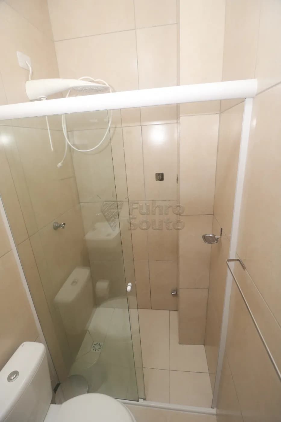 0fuam-pelotas-apartamento-fora-de-condominio-centro-26-05-2026_00-50-55-6a15189f5d1ee.webp
