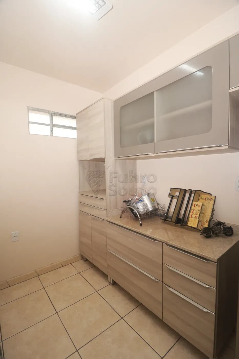 0ifbo8-pelotas-apartamento-fora-de-condominio-centro-06-05-2026_23-17-47-69fbf64bd614c.webp