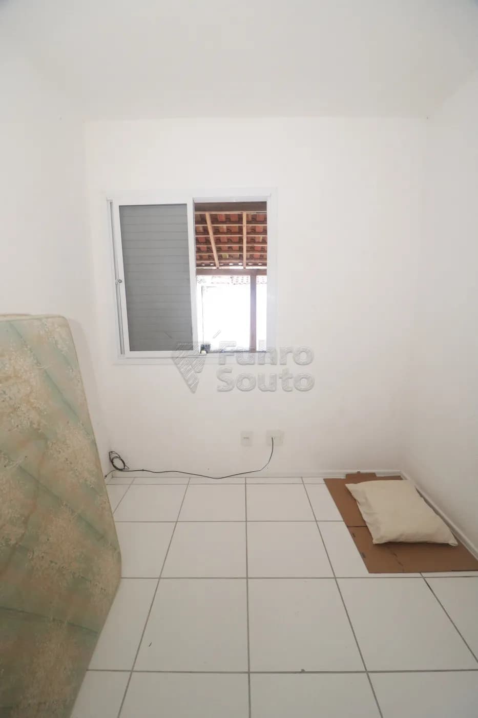 0j22tp-pelotas-casa-condominio-areal-10-06-2026_02-05-57-6a28f0b55a51b.webp