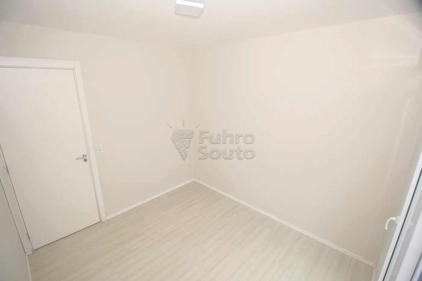 0s1xg-pelotas-apartamento-padrao-centro-03-04-2025_00-03-08-13.webp