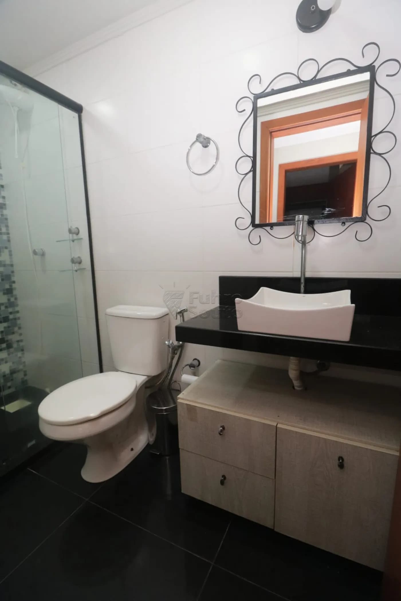 0x7pz-pelotas-apartamento-padrao-tres-vendas-11-05-2026_16-44-17-6a023191e4522.webp