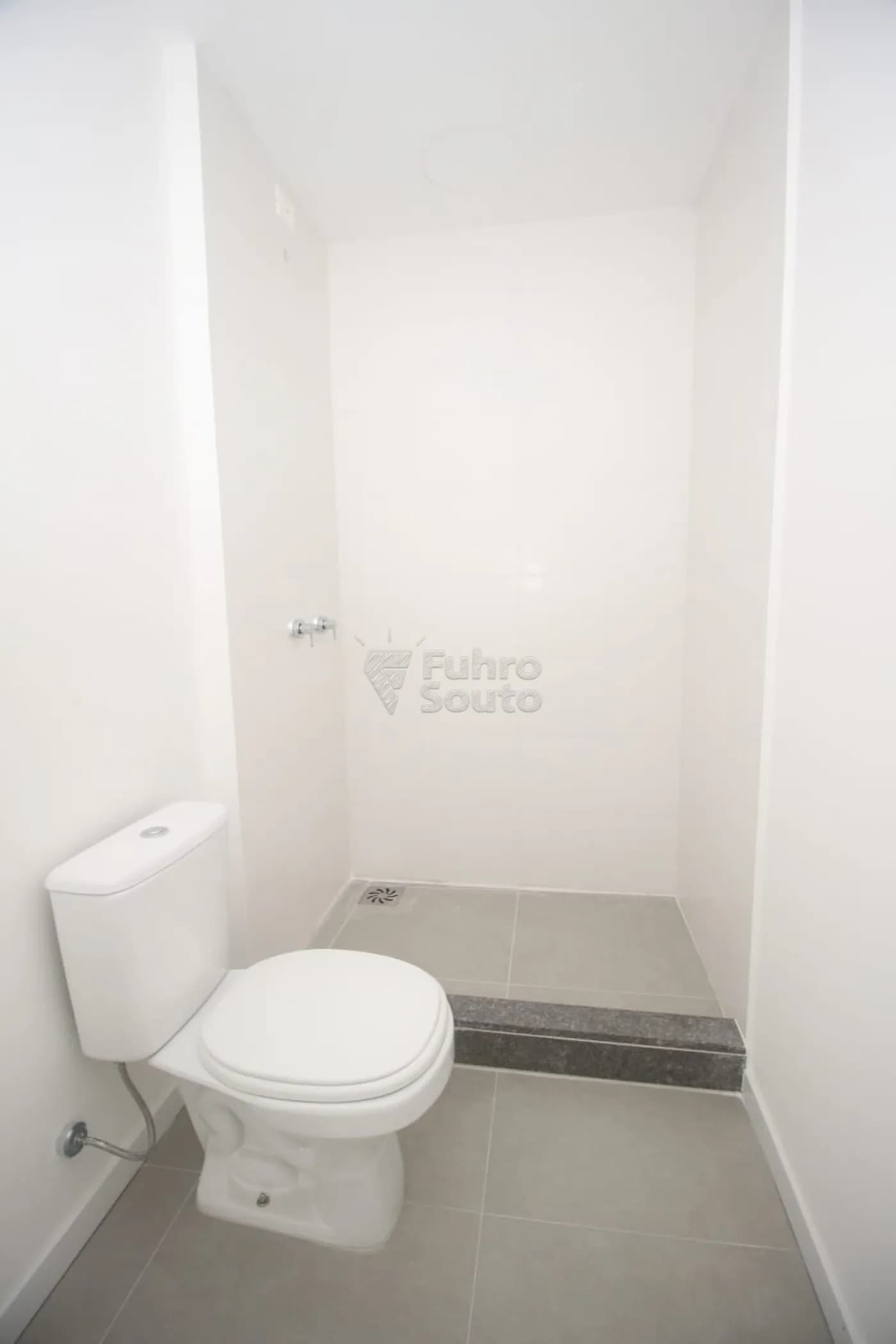 0zr9l-pelotas-apartamento-loft-studio-sao-goncalo-17-05-2025_10-22-08-4.webp
