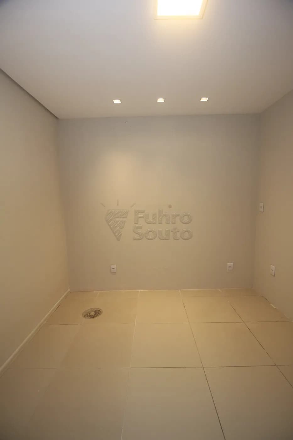 1059tt-pelotas-comercial-predio-centro-24-09-2025_23-29-54-26.webp