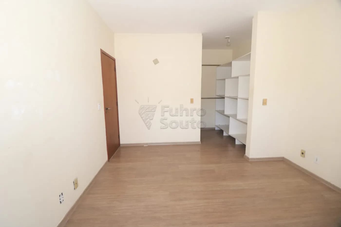 10lmrl-pelotas-apartamento-padrao-centro-11-04-2026_19-27-15-69dacac3413e4.webp