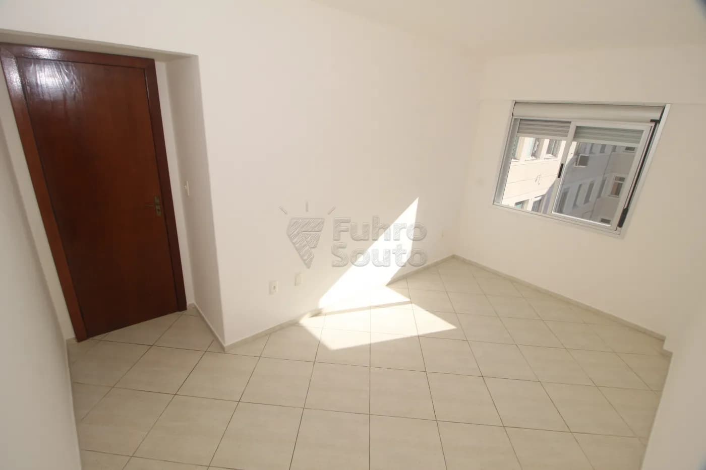 157x7f-pelotas-apartamento-padrao-centro-24-04-2025_01-13-44-14.webp