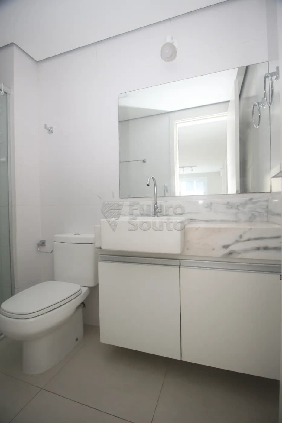 15k5de-pelotas-apartamento-padrao-centro-03-04-2025_00-03-17-21.webp