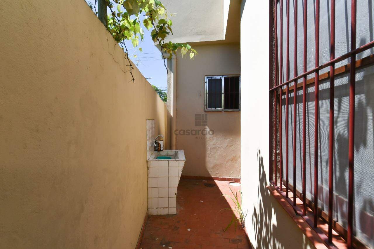15vr7-casa-1-quarto-no-pelotas-area-de-servico.jpg
