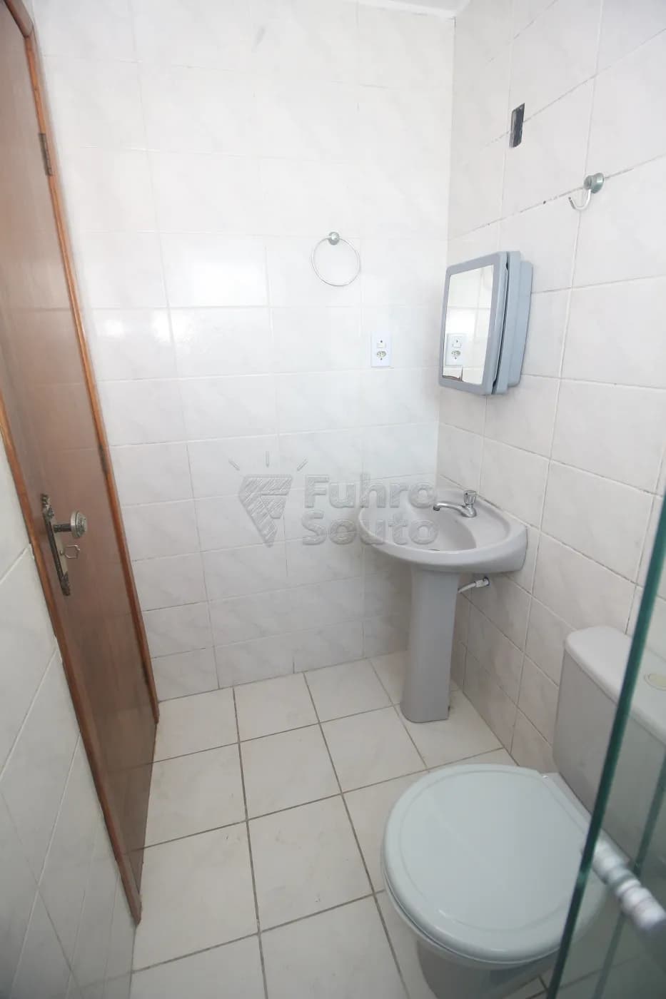 18yt49-pelotas-apartamento-padrao-centro-18-10-2025_00-57-27-22.webp