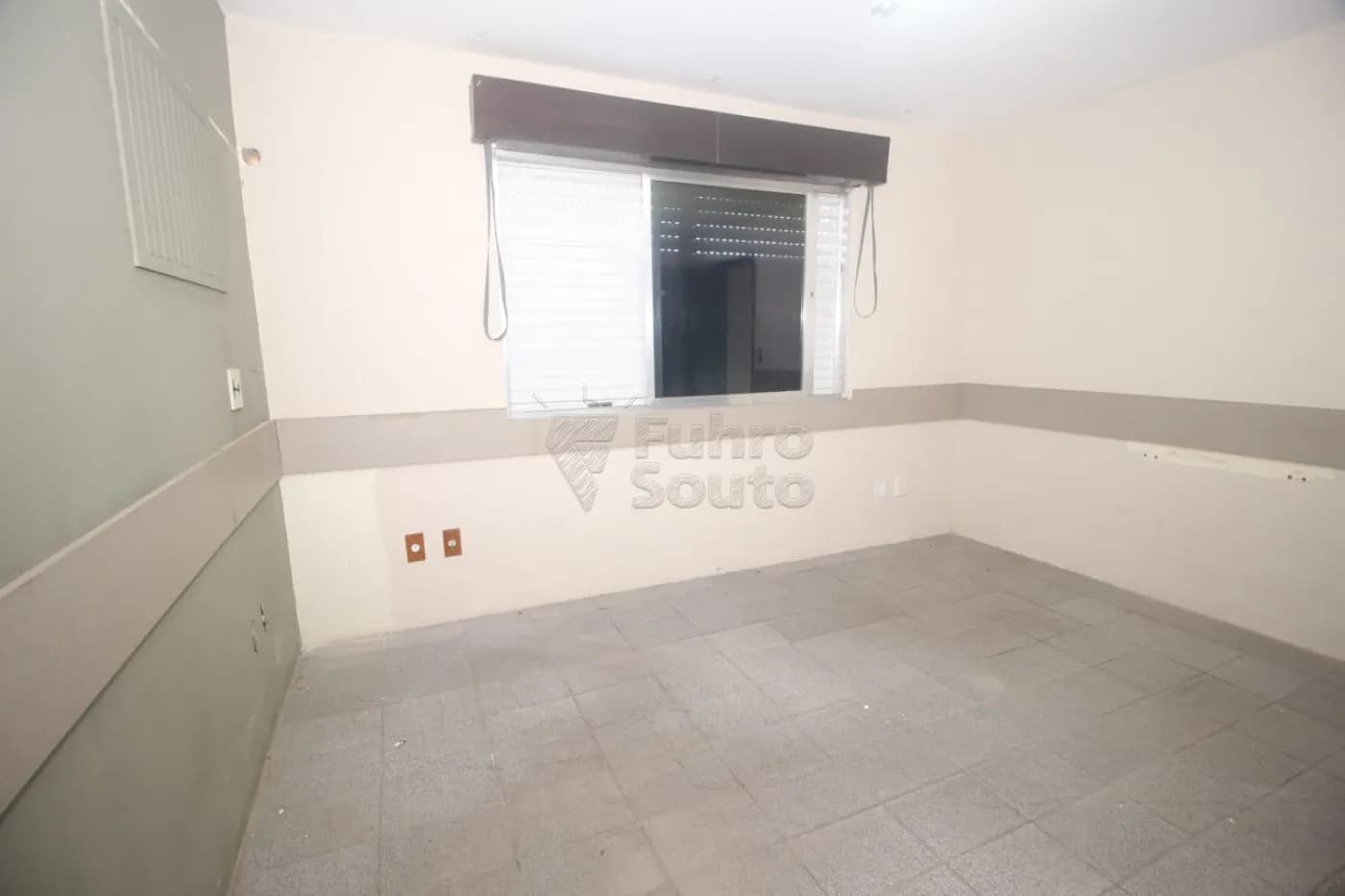 1ashrm-pelotas-comercial-predio-tres-vendas-10-11-2025_11-40-27-7.webp