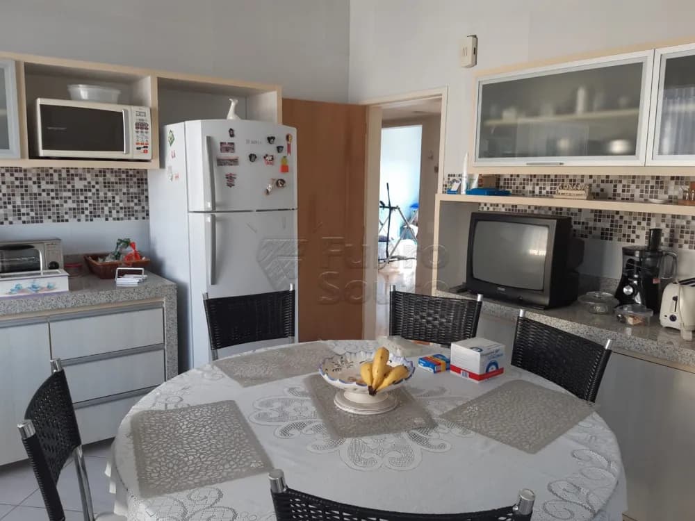 1bavgq-pelotas-apartamento-padrao-centro-28-08-2023_17-35-28-13.webp