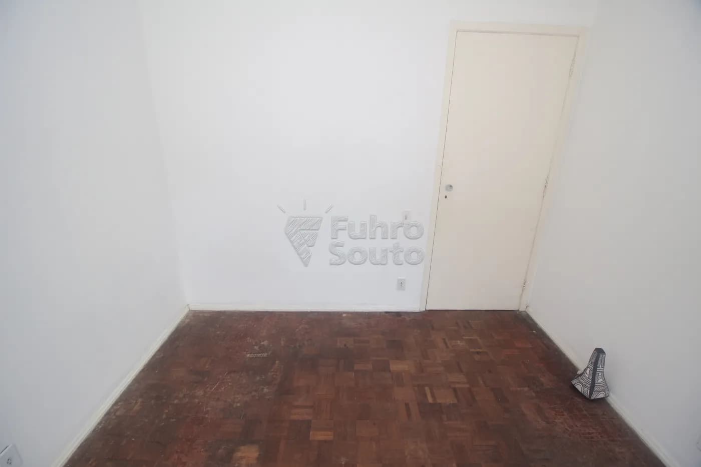 1fhki5-pelotas-apartamento-padrao-centro-16-07-2025_22-53-08-9.webp