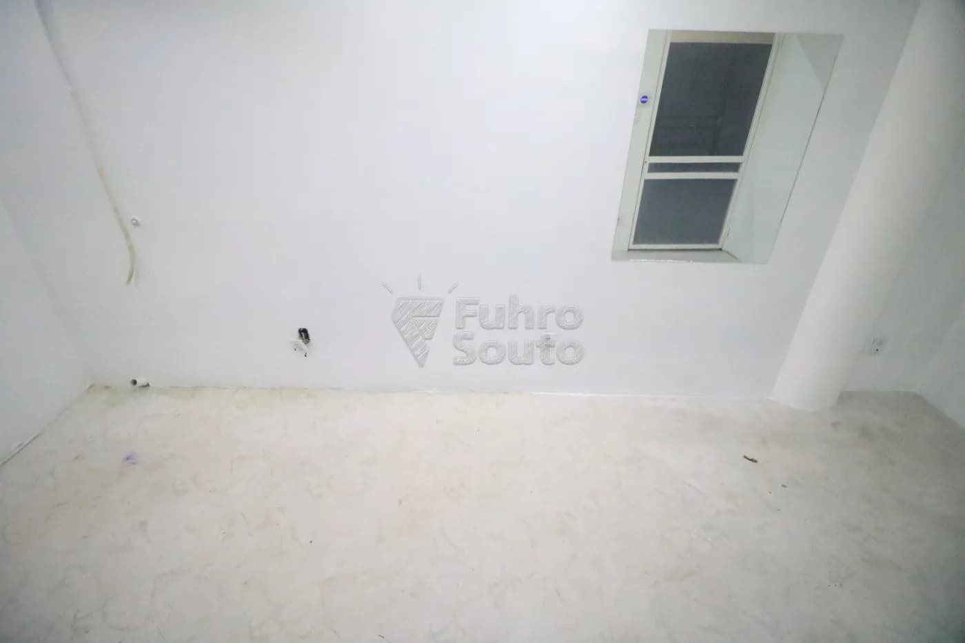 1fx1nu-pelotas-comercial-sala-em-condominio-centro-22-05-2026_01-42-29-6a0fdeb5c527d.webp