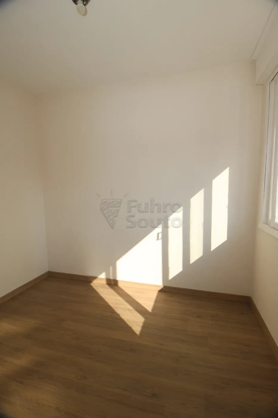 1g3fgh-pelotas-apartamento-padrao-centro-02-08-2024_23-31-55-21.webp
