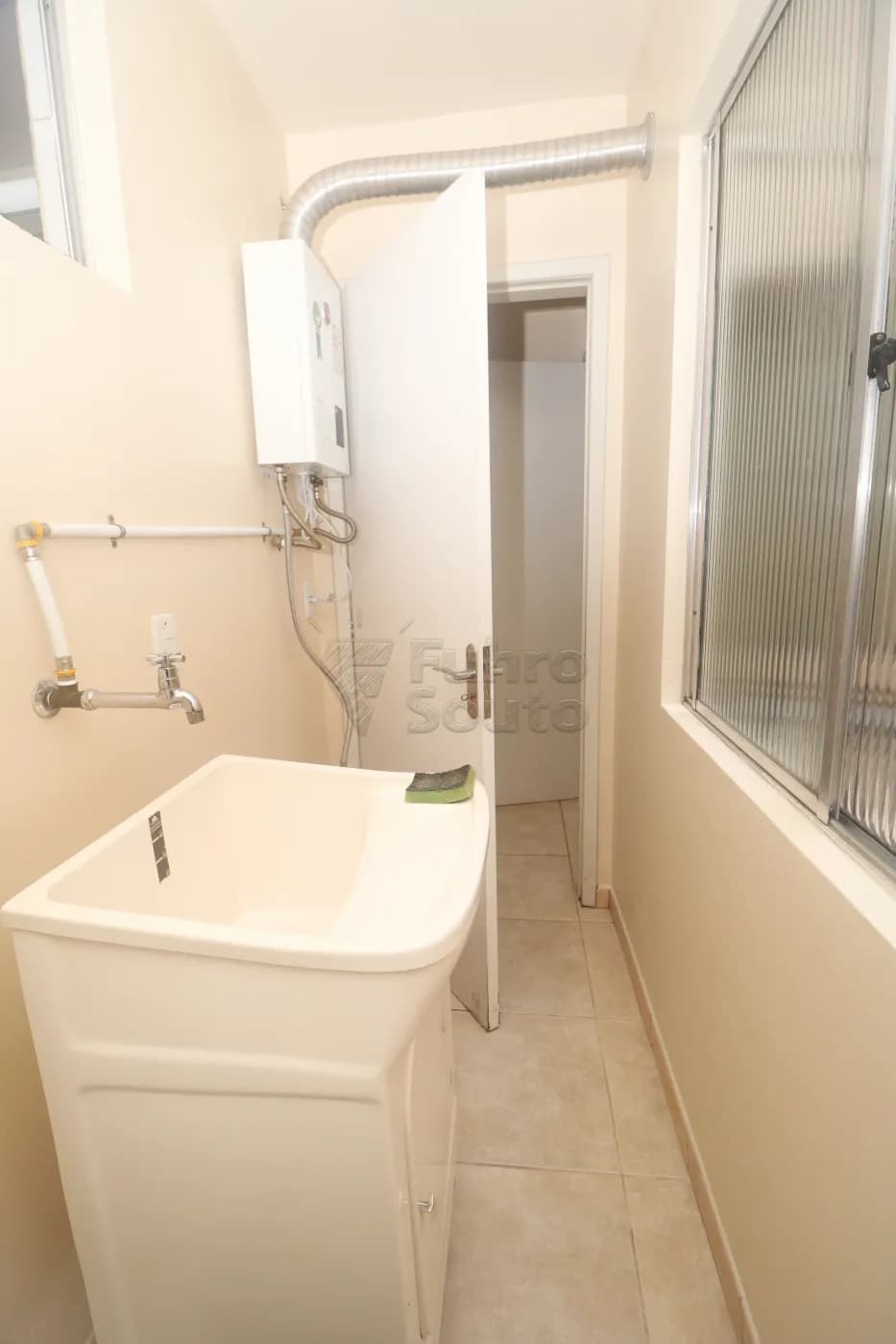 1g9kk8-pelotas-apartamento-fora-de-condominio-centro-06-05-2026_23-17-59-69fbf65733976.webp