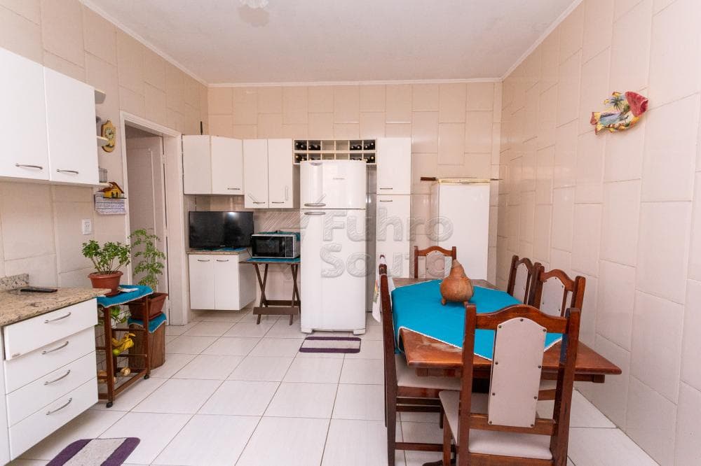 1h1l3o-pelotas-casa-padrao-centro-09-01-2023_16-39-09-22.jpg