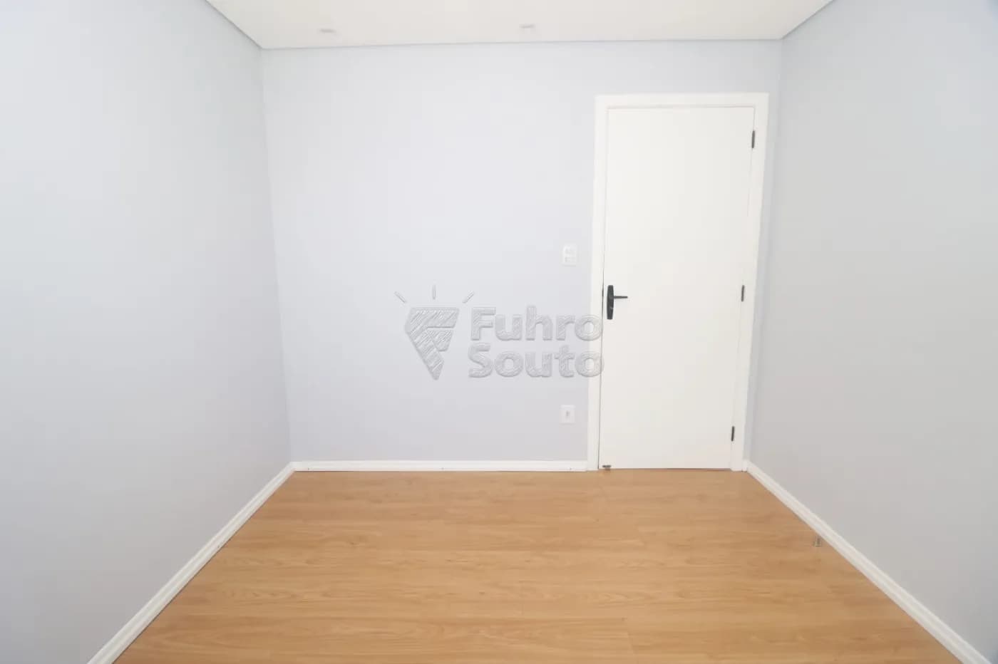 1jp9dn-pelotas-apartamento-padrao-centro-31-01-2026_13-57-47-697e348be7188.webp