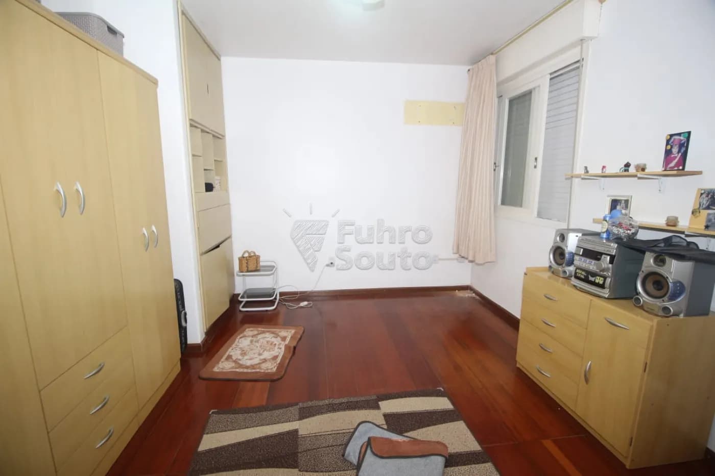 1kfxb-pelotas-comercial-casa-centro-11-11-2024_16-48-51-1.webp