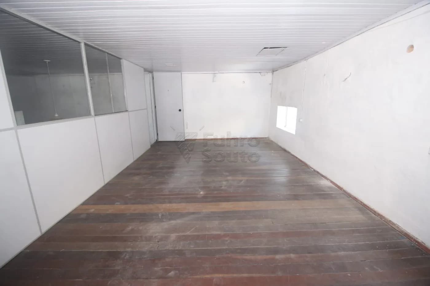 1mhu4n-pelotas-comercial-predio-centro-23-10-2025_14-00-51-34.webp