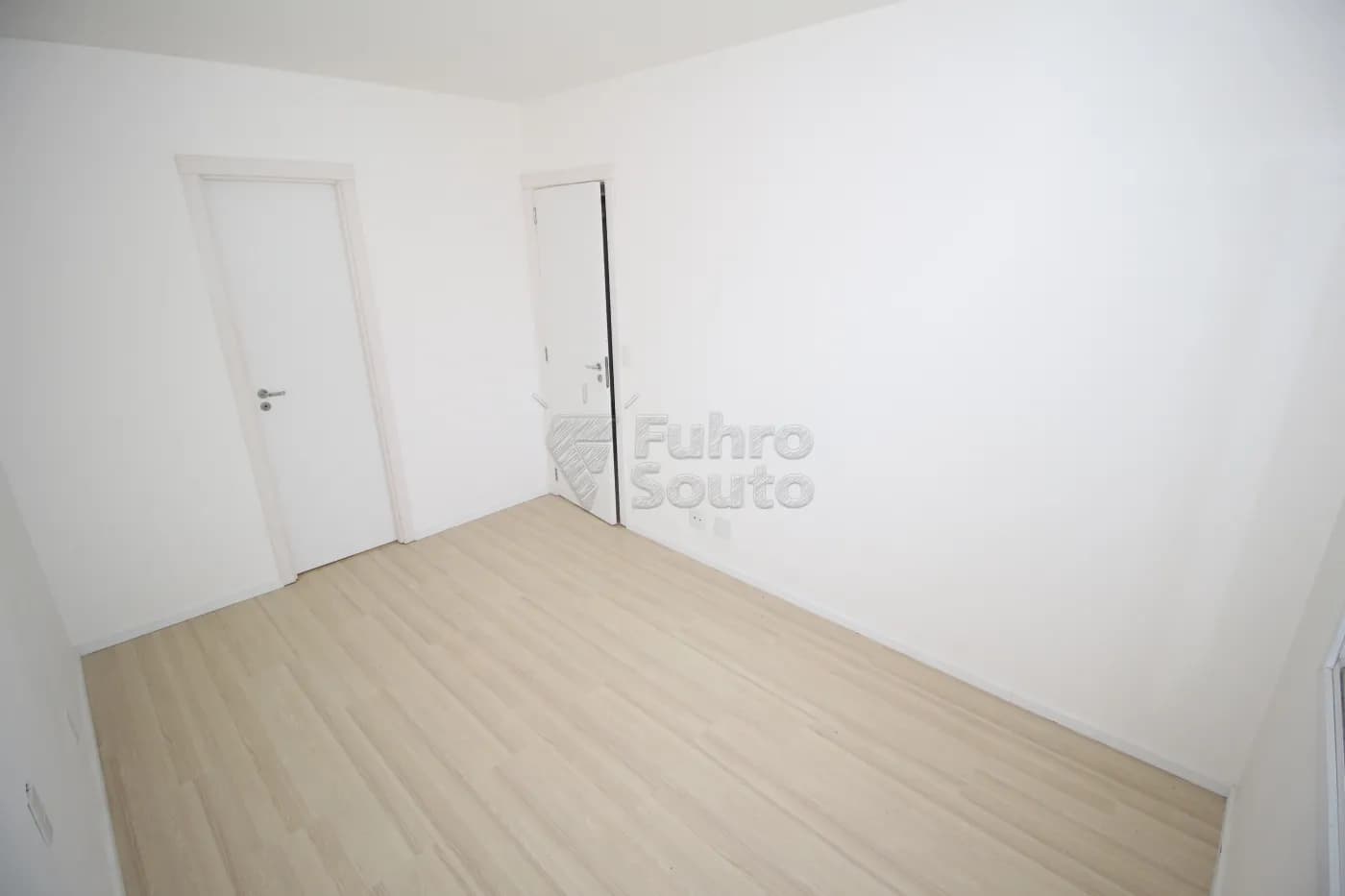 1nr8kw-pelotas-apartamento-padrao-areal-21-05-2024_23-07-40-17.webp