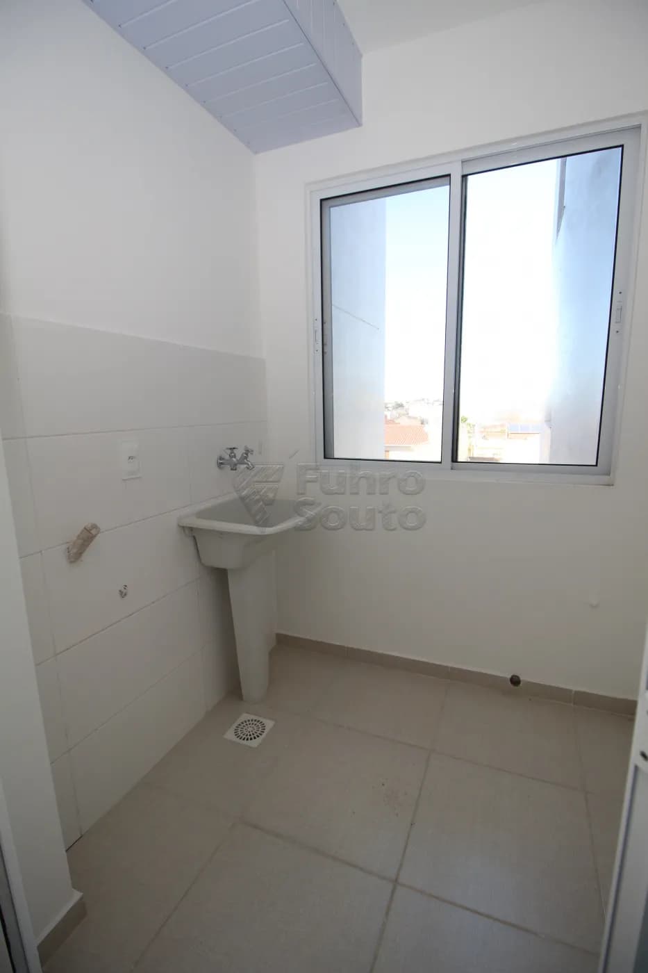 1p1lws-pelotas-apartamento-padrao-centro-09-05-2024_21-41-05-11.webp