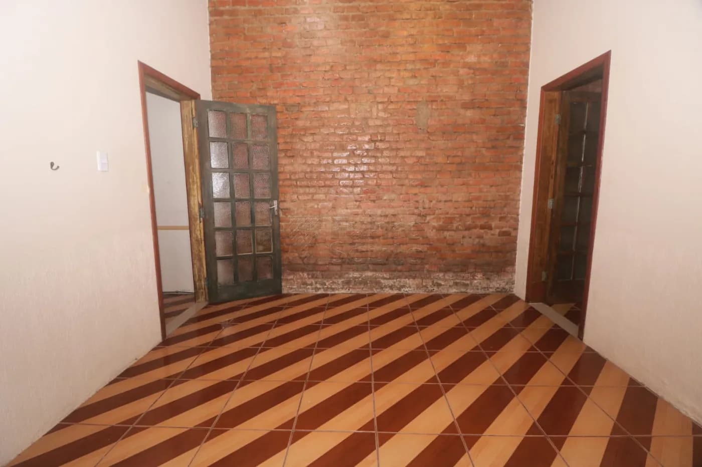 1qyjwv-pelotas-casa-padrao-centro-12-12-2025_15-00-12-693c582c297de.webp