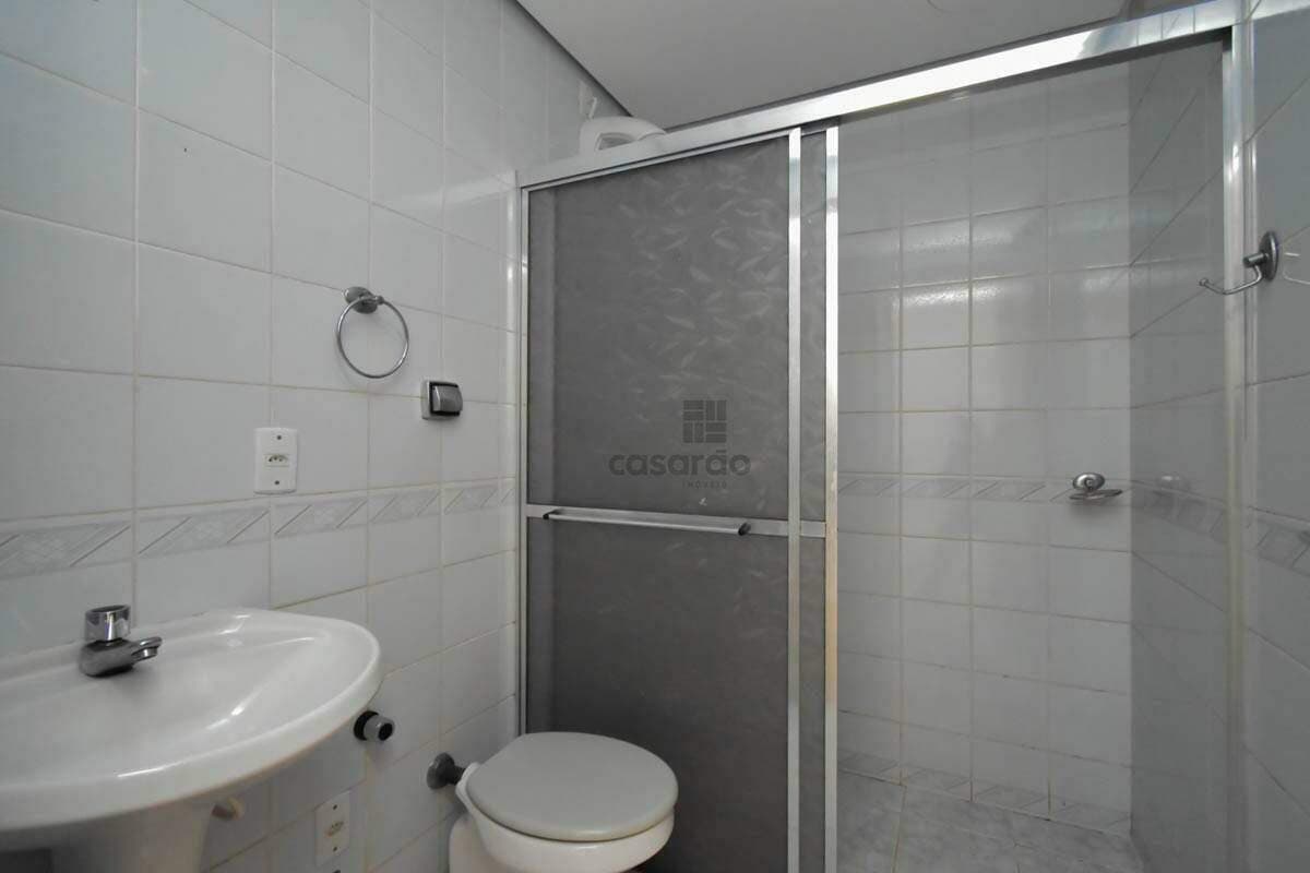 1r6h2-apartamento-3-quartos-no-pelotas-banheiro-suite.jpg