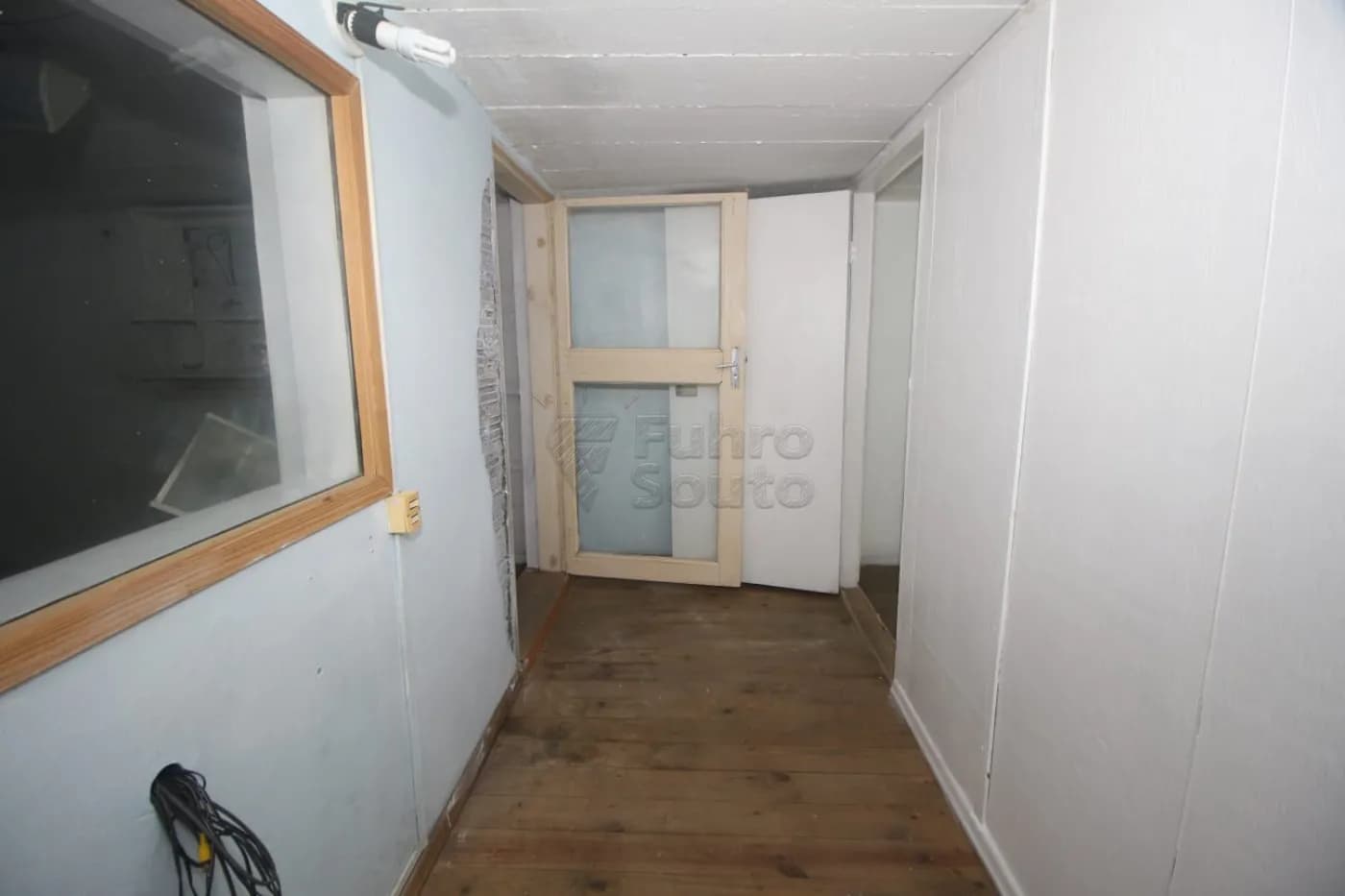 1t6lu-pelotas-comercial-sala-em-condominio-fragata-30-06-2025_16-18-37-6.webp