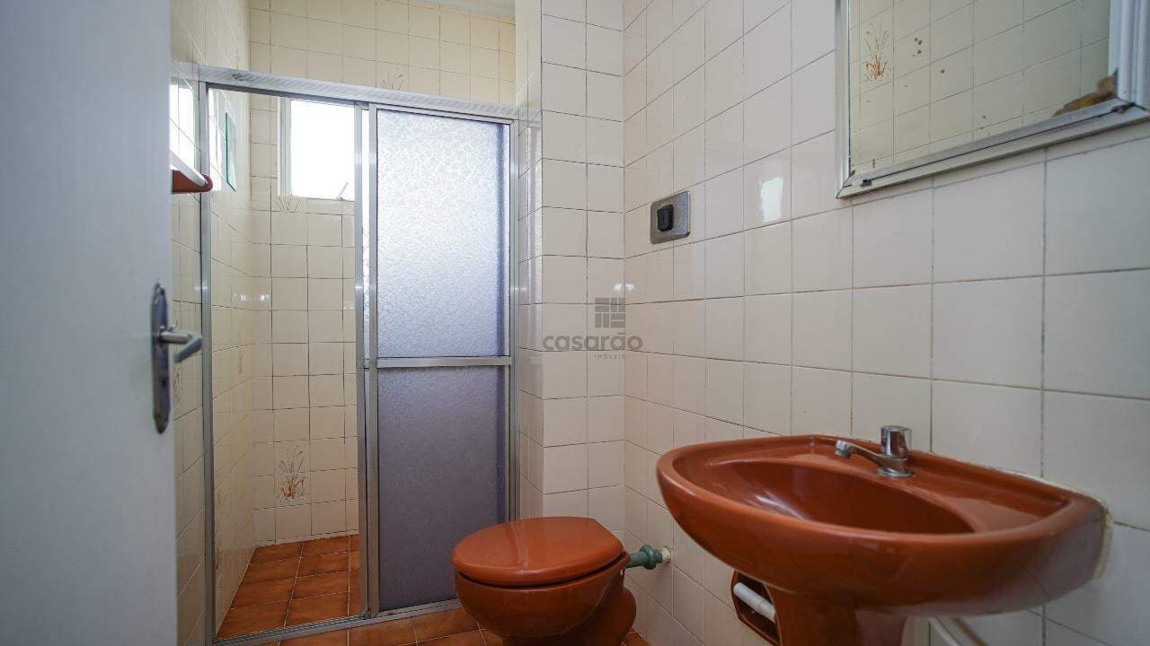 1wmhqt-apartamento-2-quartos-no-pelotas-banheiro-social.jpg