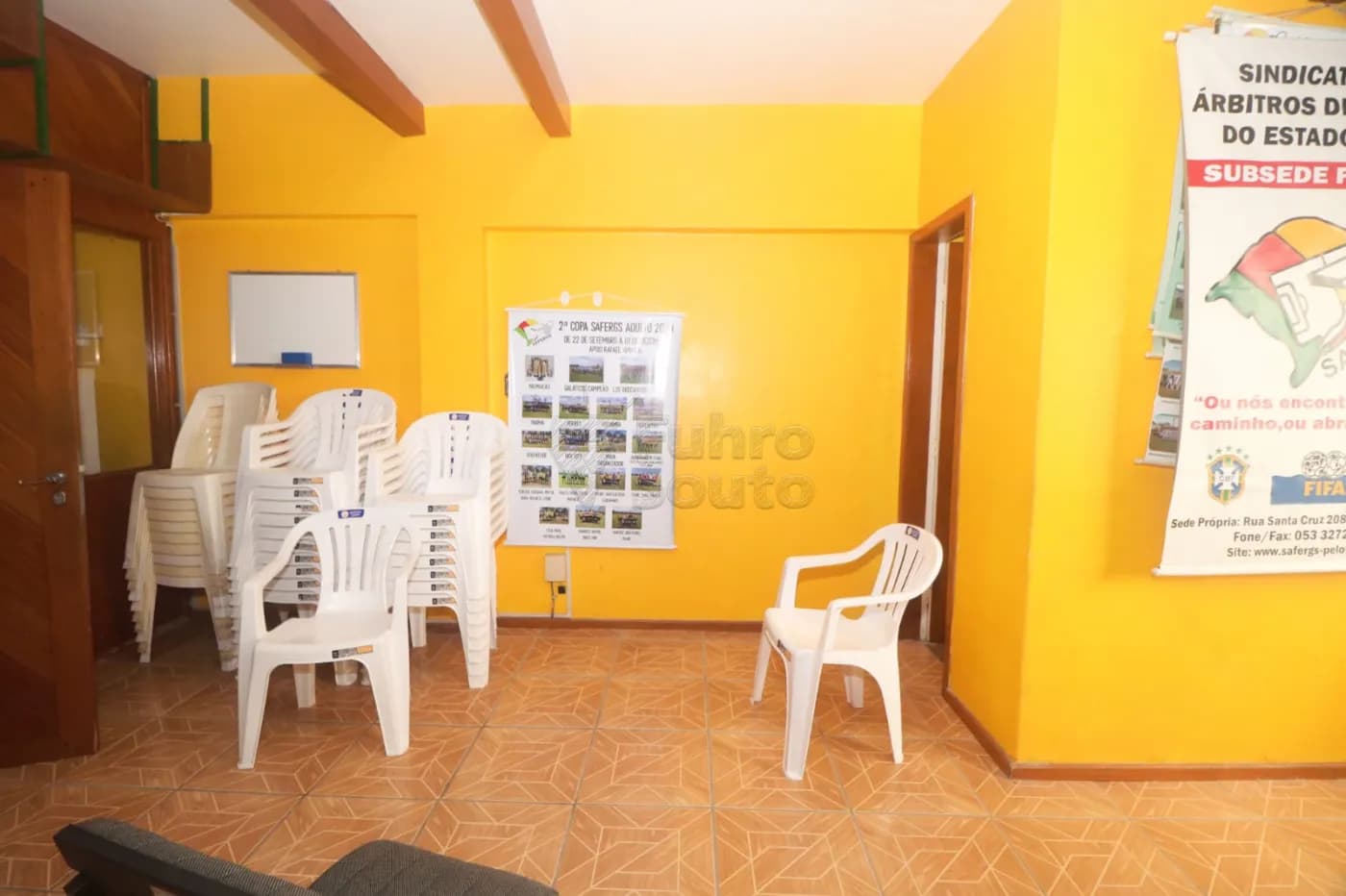 1yu9eq-pelotas-comercial-sala-em-condominio-centro-27-03-2026_11-51-01-69c69955cb5a6.webp