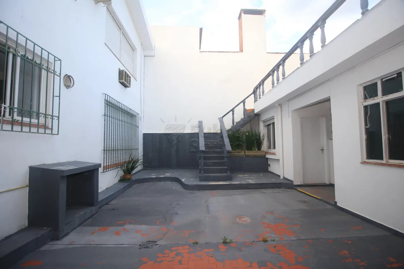 20rv5m-pelotas-casa-padrao-centro-22-09-2025_23-38-38-29.webp