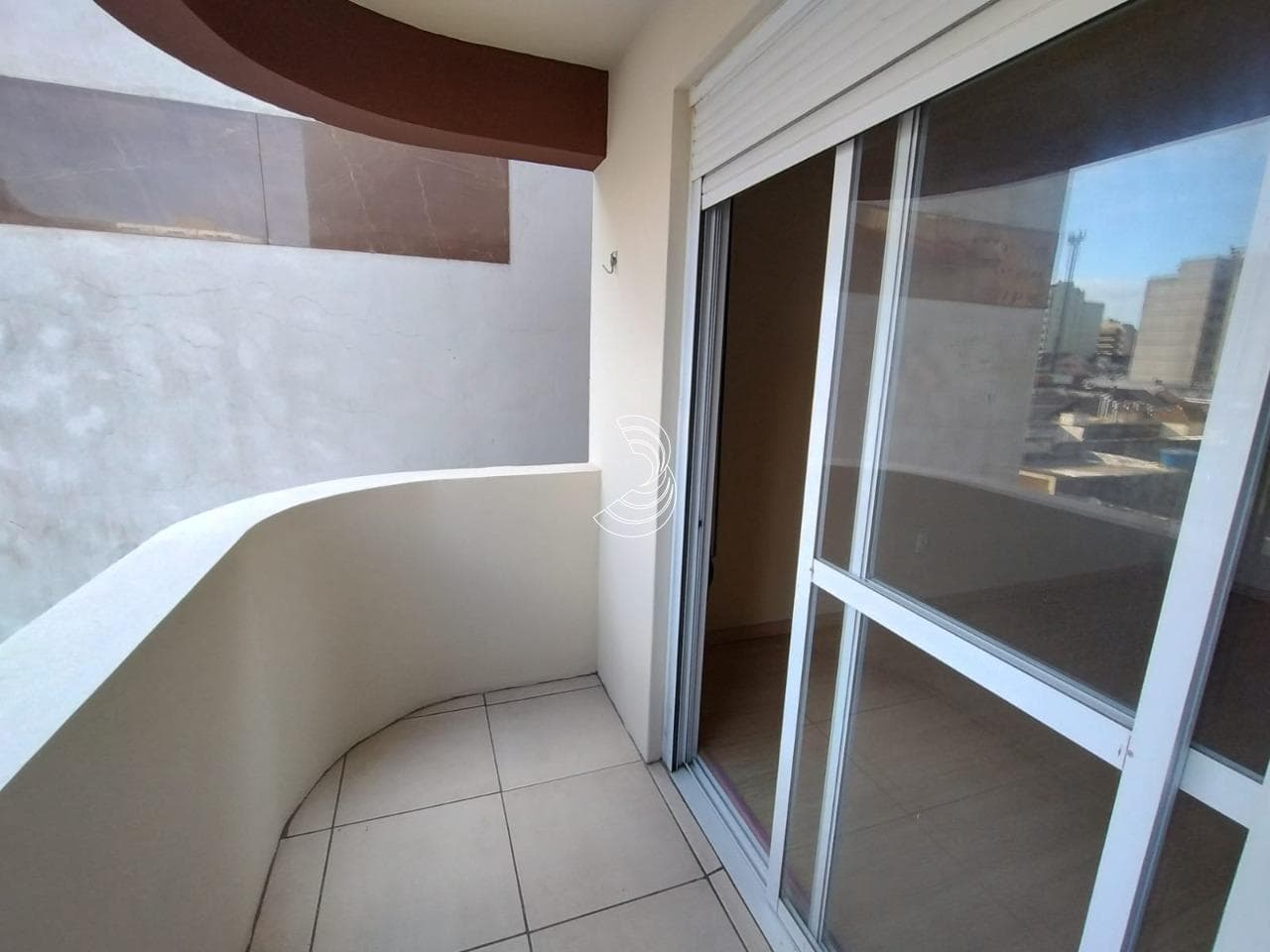 25c8o-itbB8B91GGr268raV28_1581566ab9b296d679_DUyMzE1YWNmZGY2_o_wm.jpg