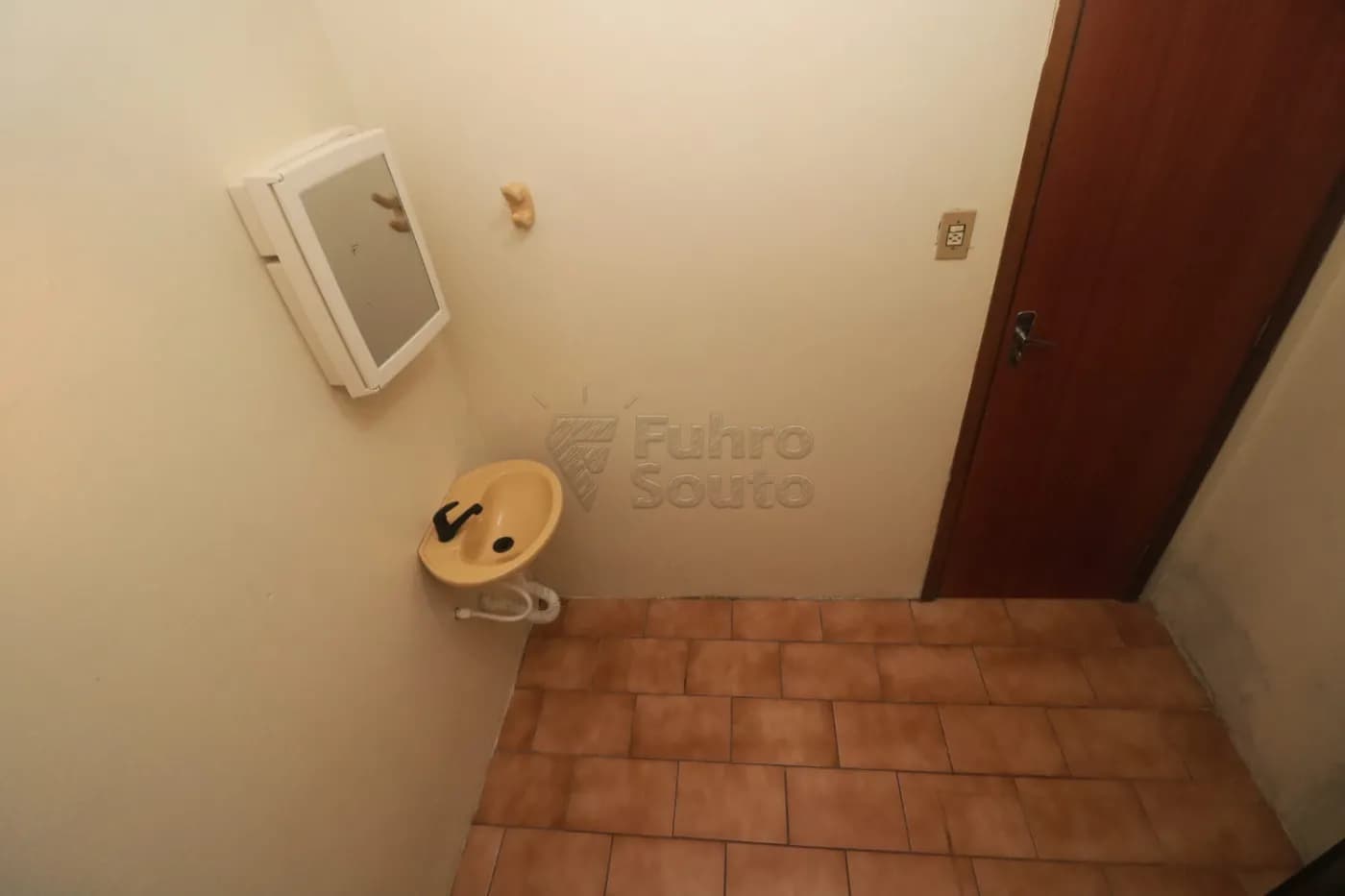 2bzxm9-pelotas-apartamento-padrao-centro-28-04-2026_17-14-55-69f1153fbb128.webp