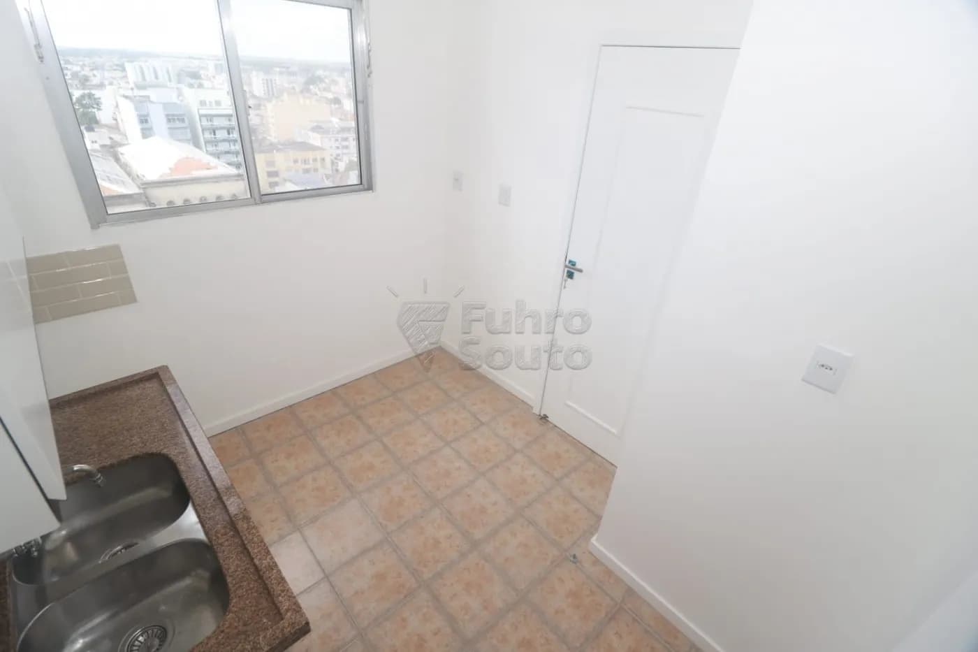 2csyb8-pelotas-apartamento-padrao-centro-19-04-2026_15-58-18-69e525ca49eb4.webp