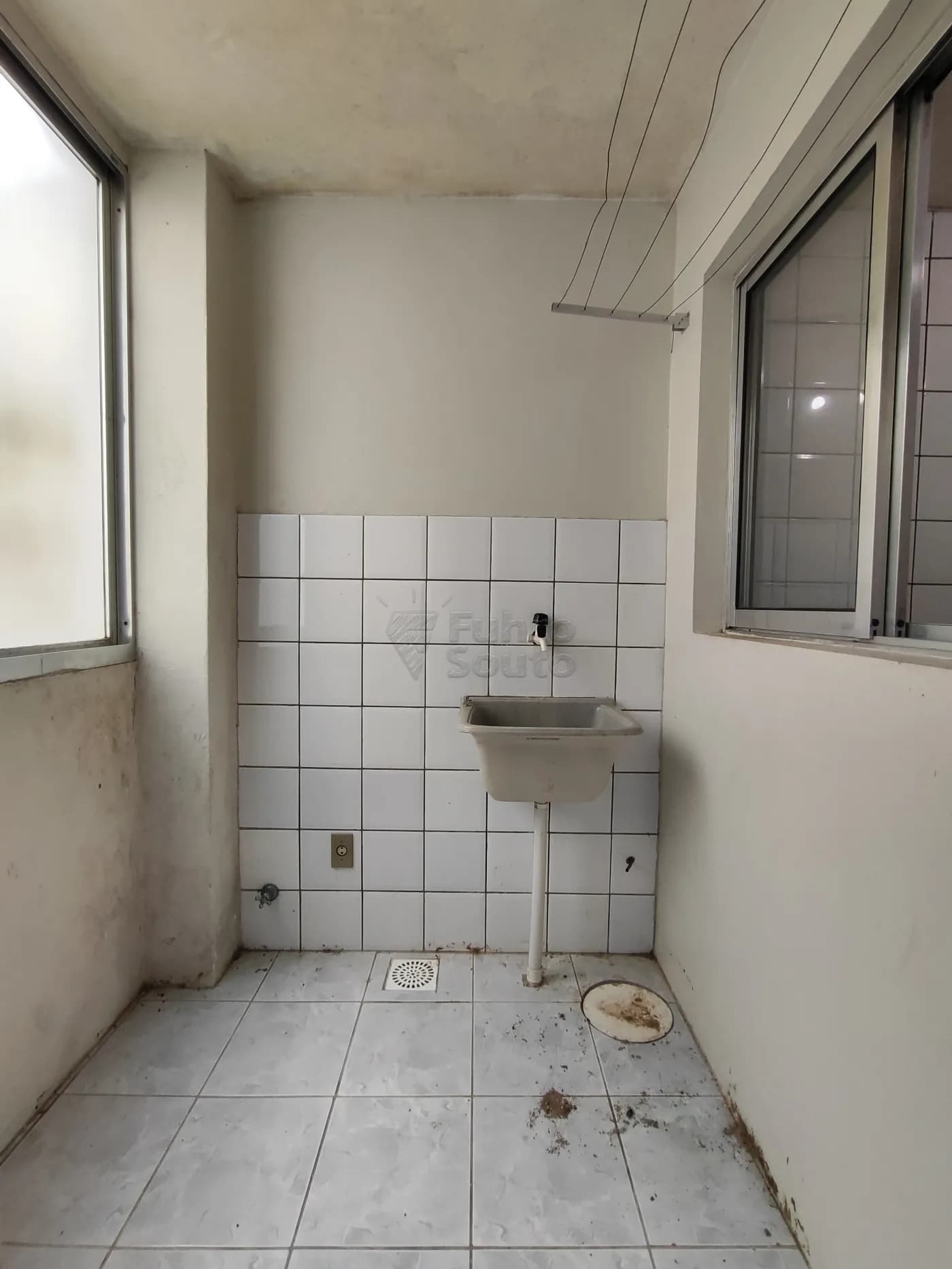 2fs8t7-pelotas-apartamento-kitinete-centro-26-03-2026_16-32-27-69c589cb16357.webp