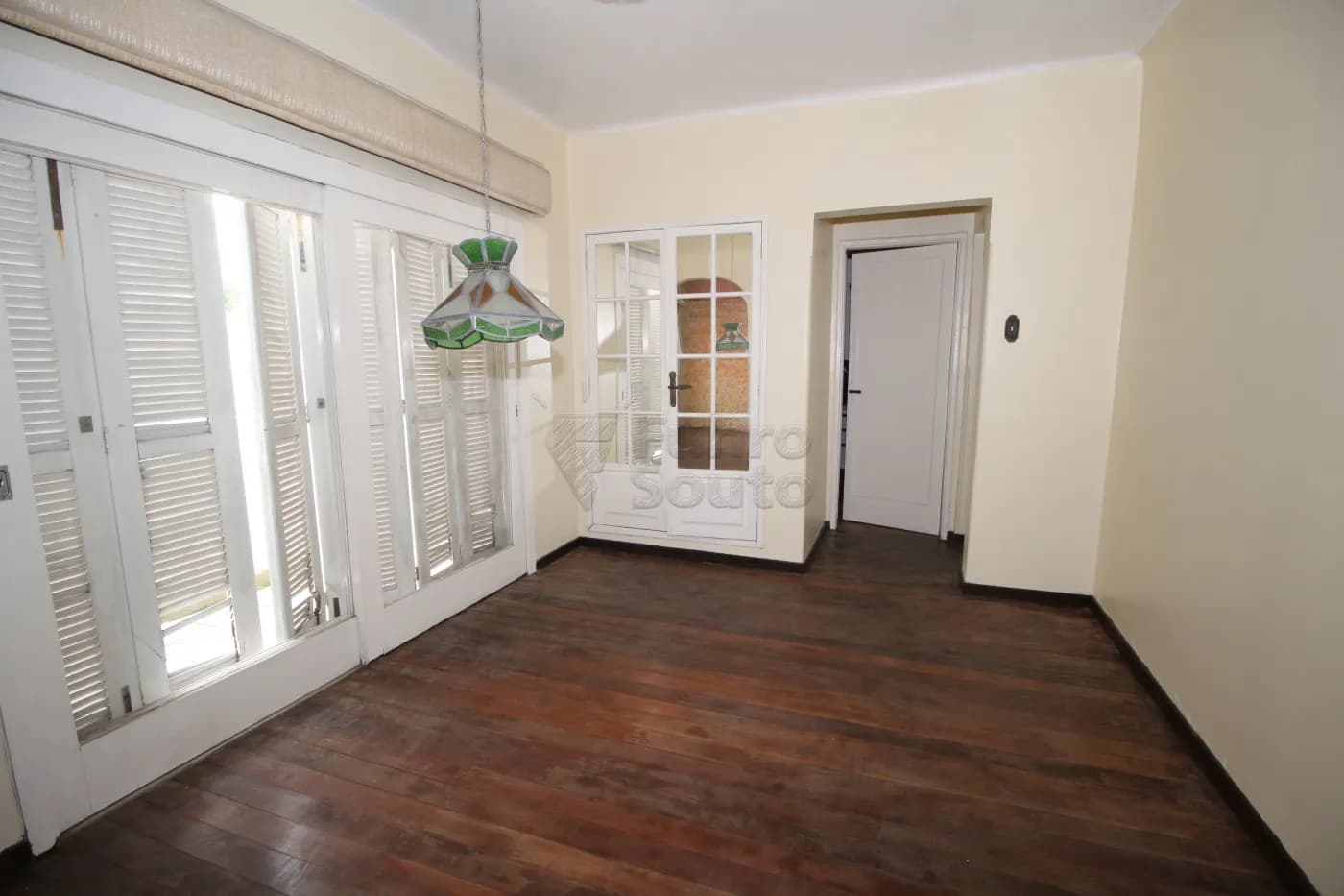 2hlmul-pelotas-comercial-casa-centro-14-11-2023_01-30-19-20.webp