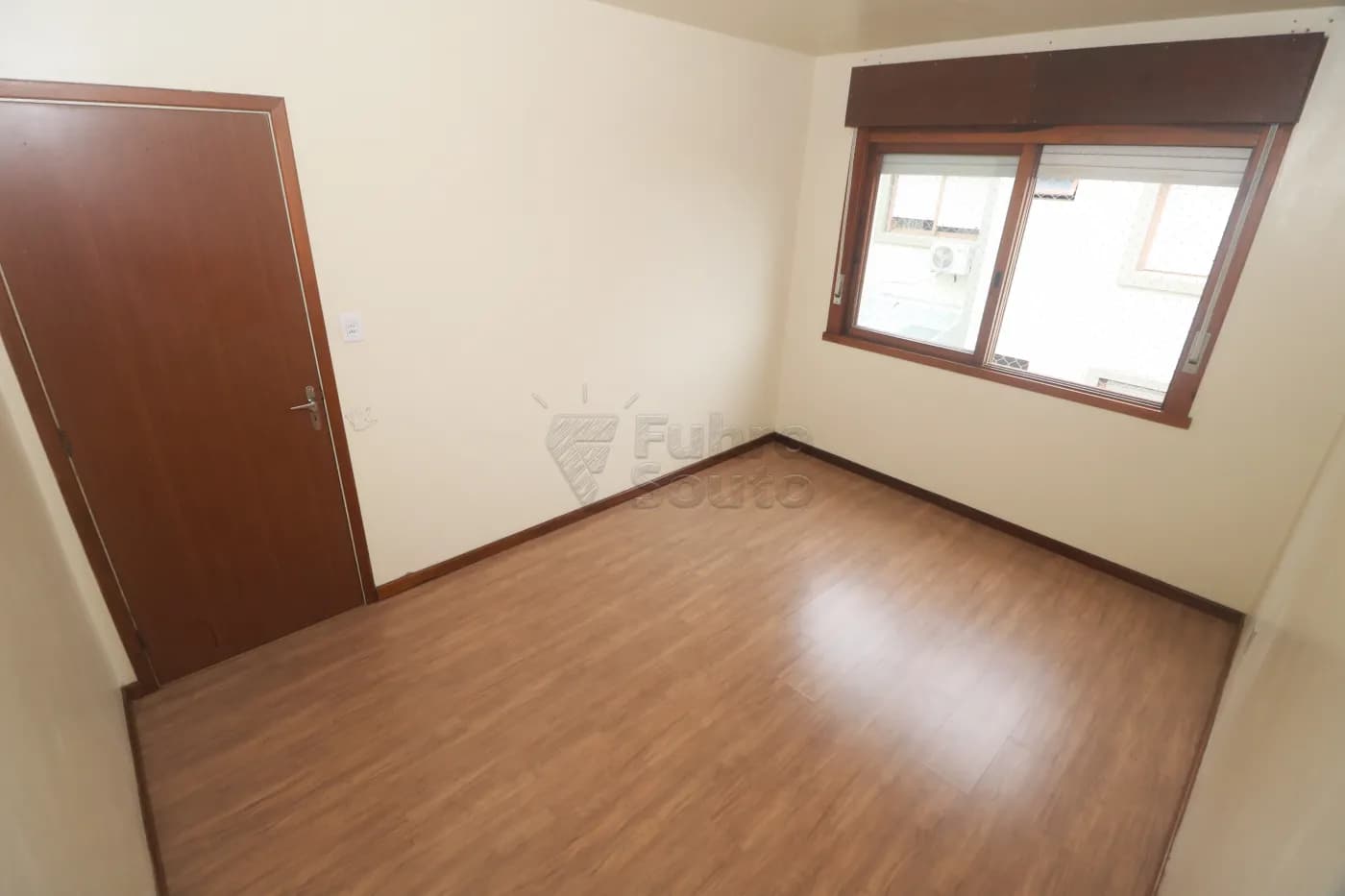 2p4y05-pelotas-apartamento-padrao-centro-25-03-2026_23-46-36-69c49e0c5a0d9.webp