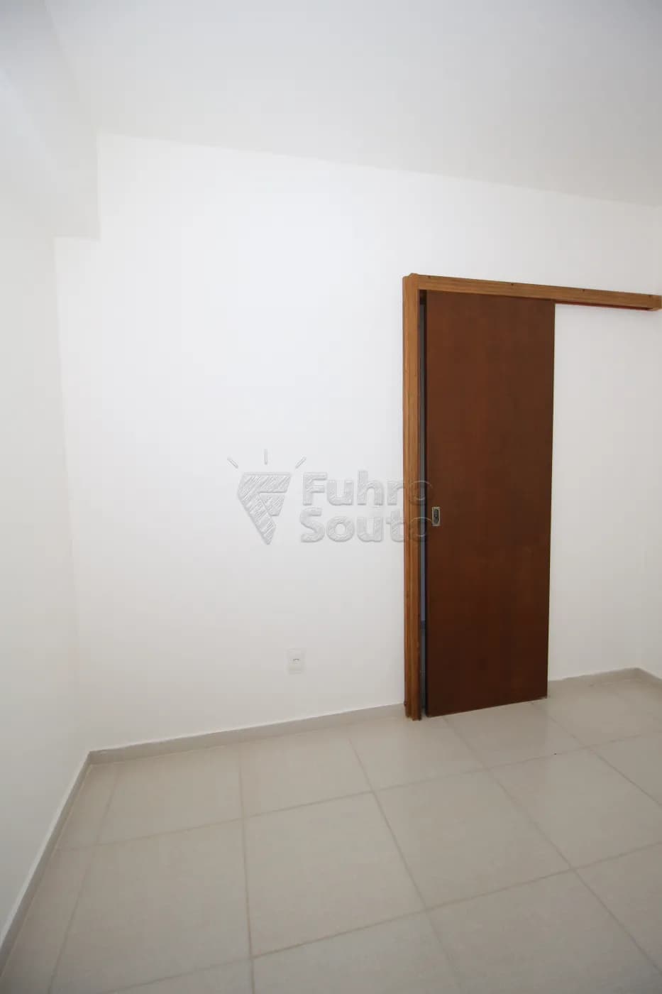 2smn7v-pelotas-apartamento-padrao-centro-16-05-2024_00-38-10-10.webp