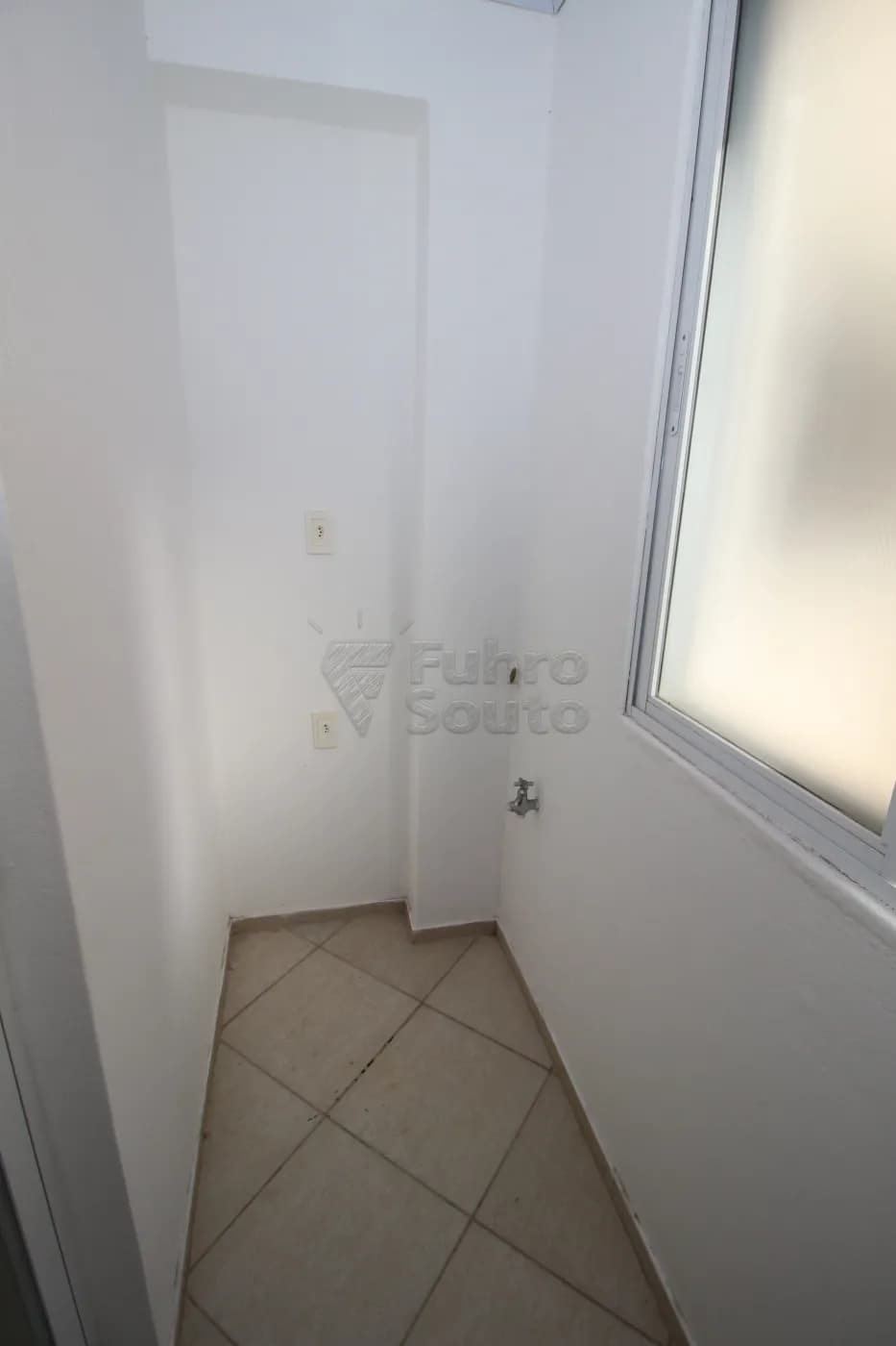 31ek3r-pelotas-apartamento-padrao-centro-27-01-2024_01-53-02-14.webp