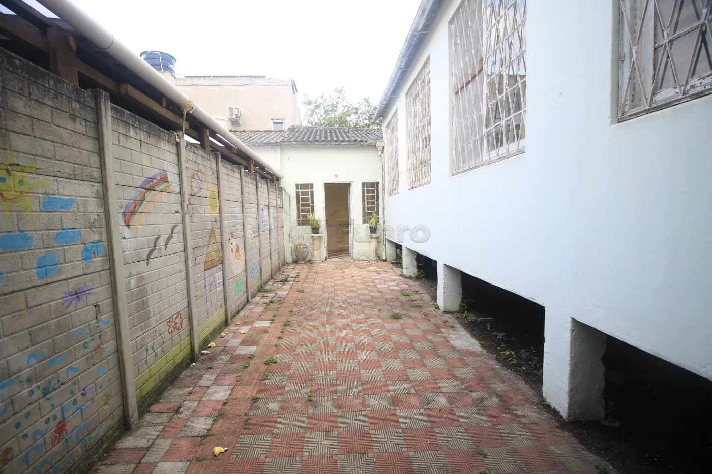31hb6o-pelotas-casa-padrao-centro-22-01-2025_00-24-39-33.webp