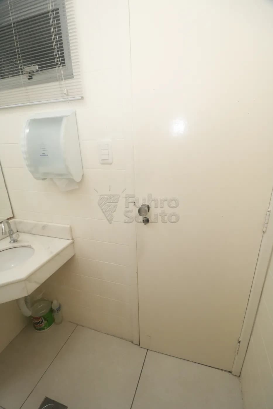 31imcq-pelotas-comercial-sala-em-condominio-centro-07-07-2026_00-06-48-6a4c6d4837871.webp