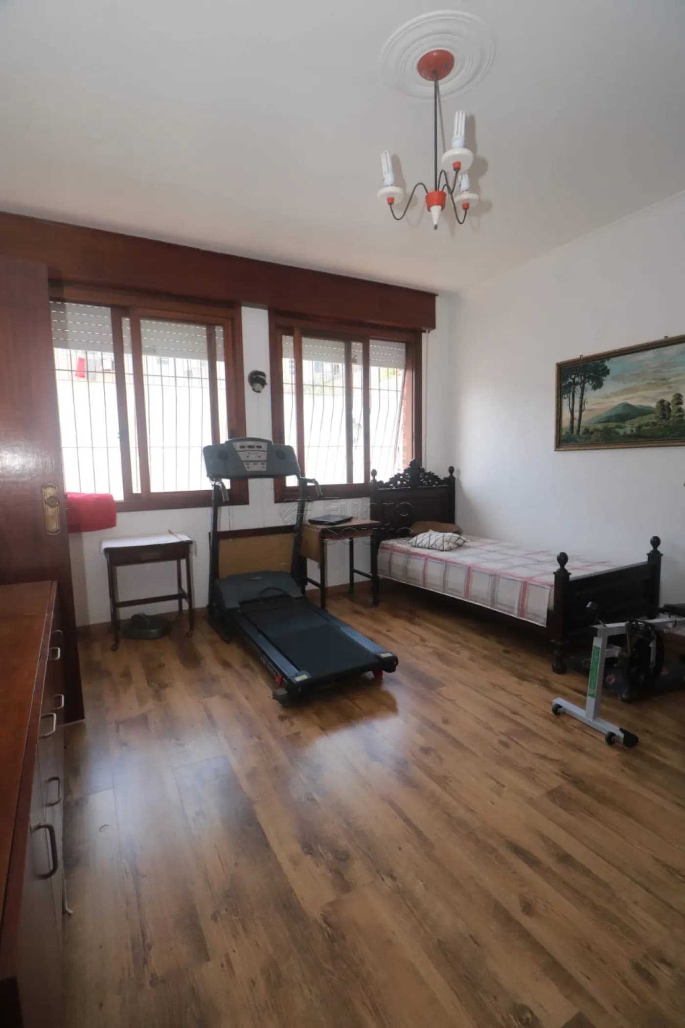 31kmqj-pelotas-casa-padrao-centro-26-03-2026_16-36-13-69c58aadeddce.webp