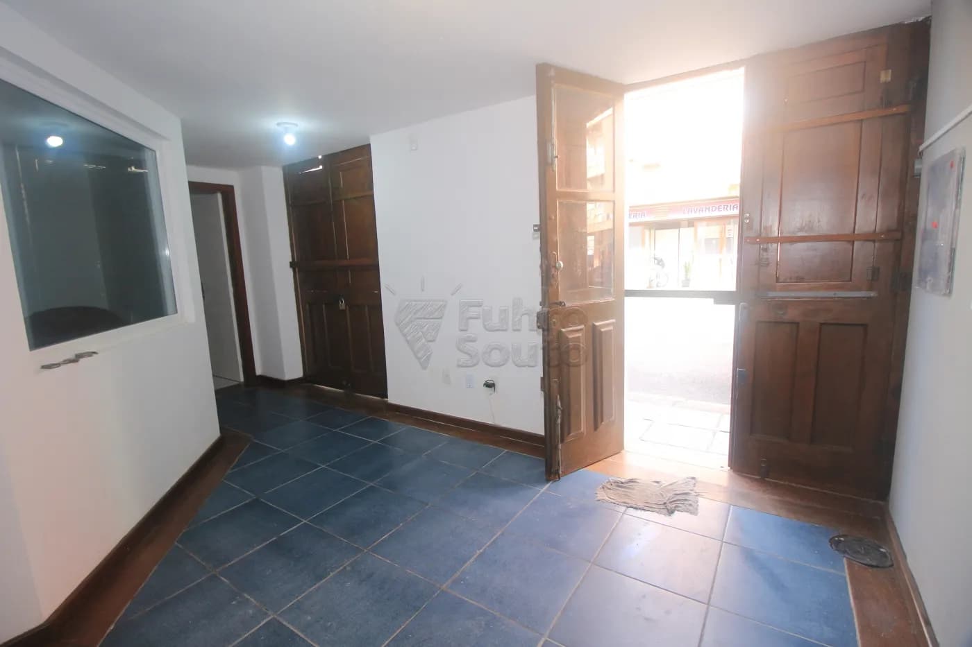 37a2dj-pelotas-comercial-predio-centro-31-10-2025_00-16-50-20.webp
