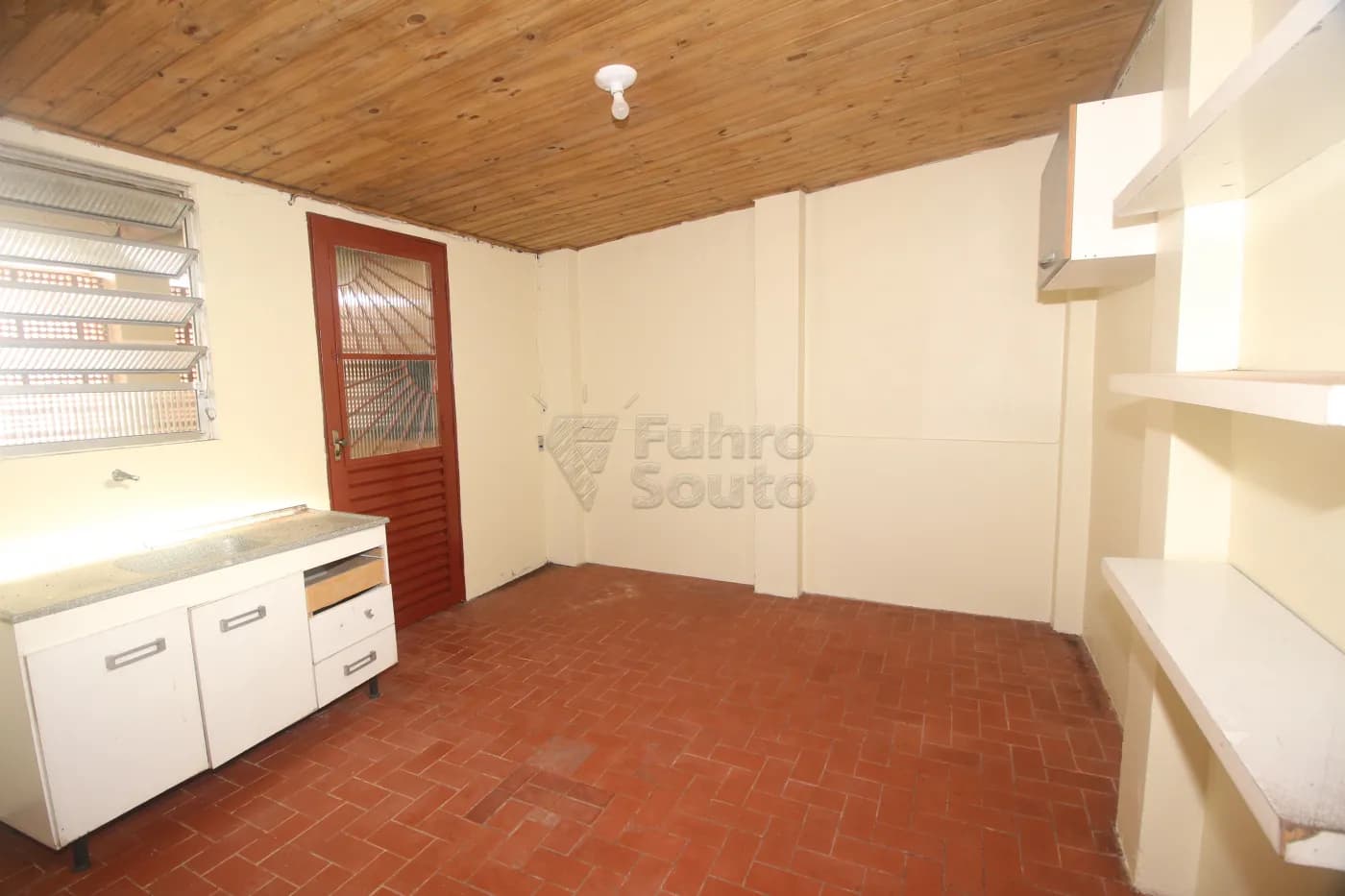 3bhiqr-pelotas-casa-padrao-centro-28-02-2025_10-36-42-34.webp